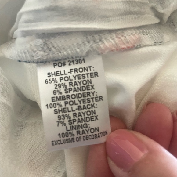 Anthropologie Skies are Blue Boho
Nutria Embroidered Tassel Tank Top NWT - Picture 8 of 9